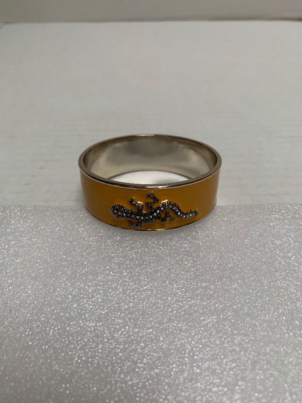 Vintage Bangle Bracelet Mustard Gold with Gemstone Lizard Gecko